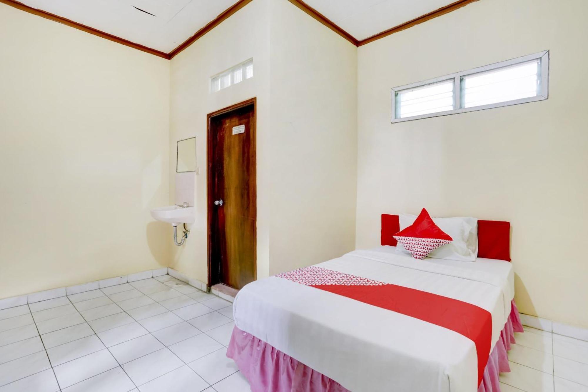 Super Oyo 3261 Hotel Ratu Denpasar Exterior foto