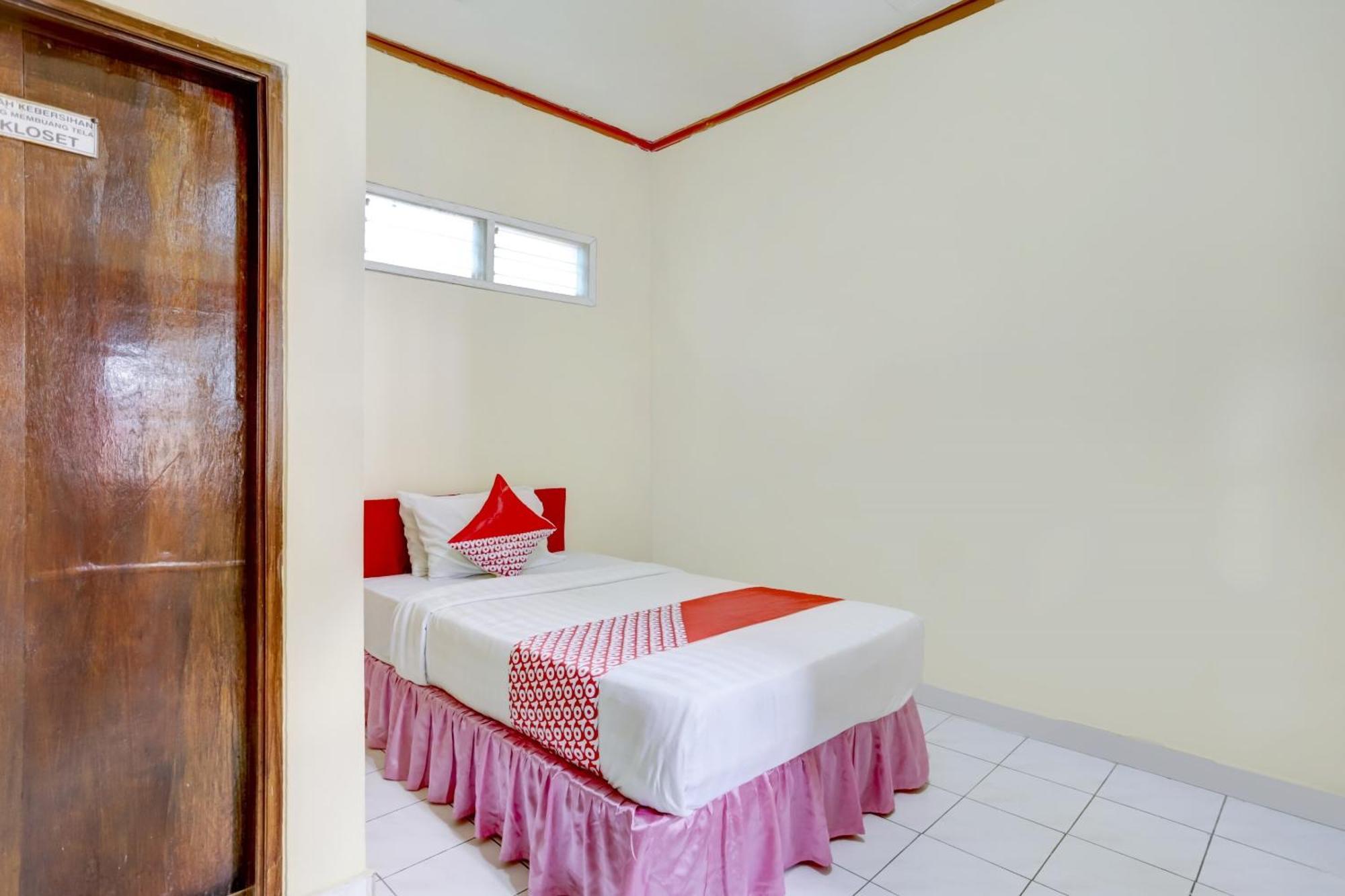 Super Oyo 3261 Hotel Ratu Denpasar Exterior foto