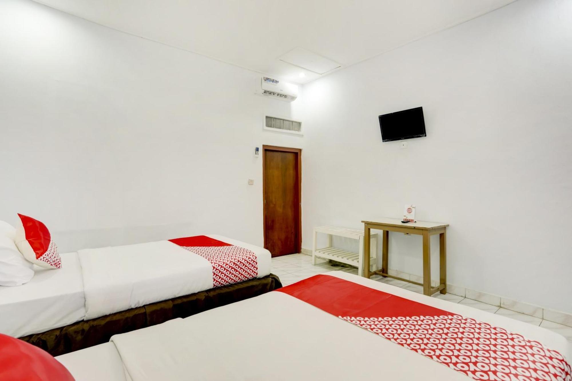Super Oyo 3261 Hotel Ratu Denpasar Exterior foto