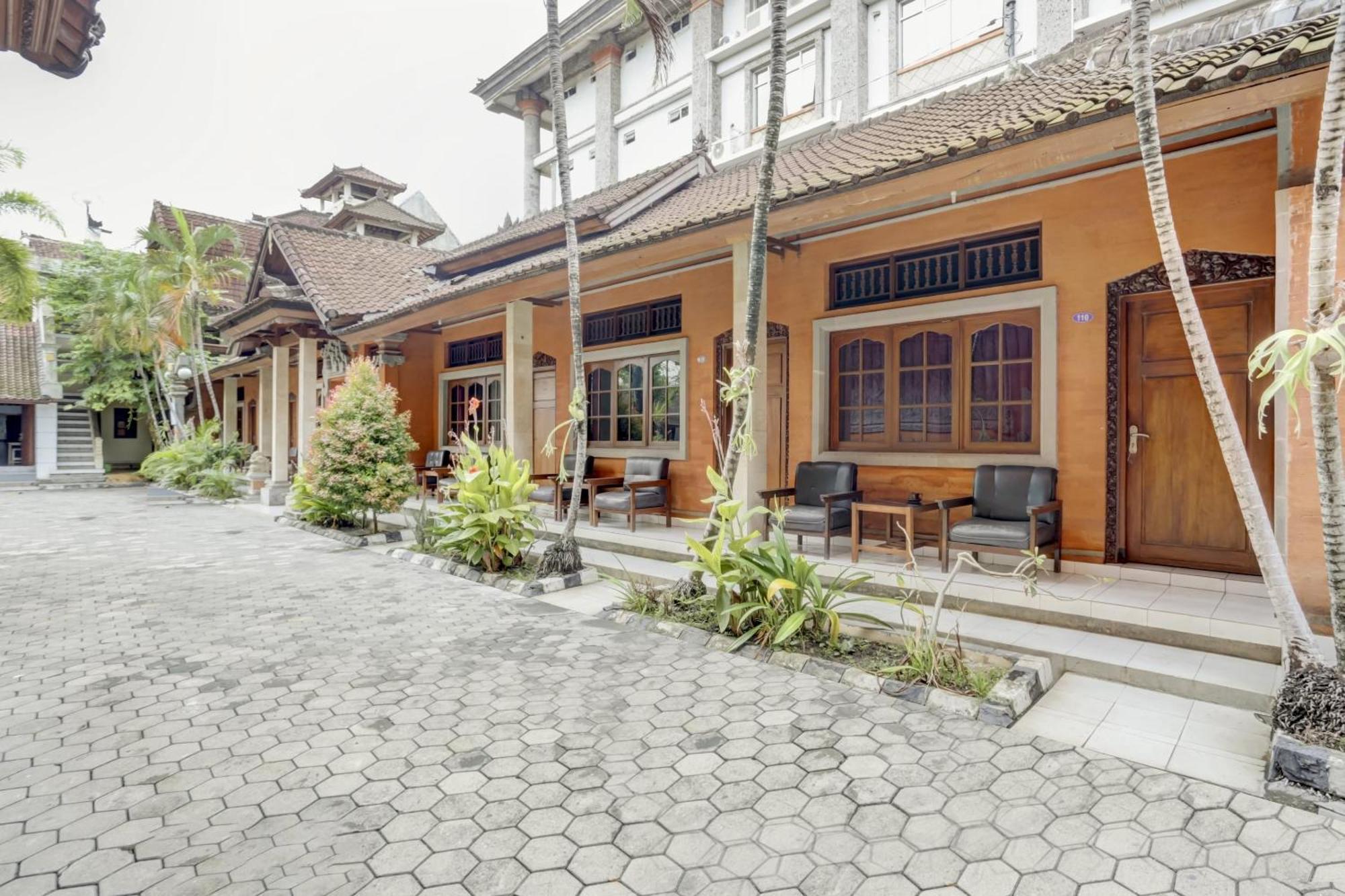 Super Oyo 3261 Hotel Ratu Denpasar Exterior foto